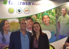 Jose Maria Cubero van Fairtrasa Holland met de Italiaanse bio-teler Ilenia Nordera